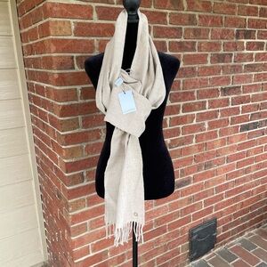 Calvin Klein Soft Beige Fringe Scarf – New with Tags